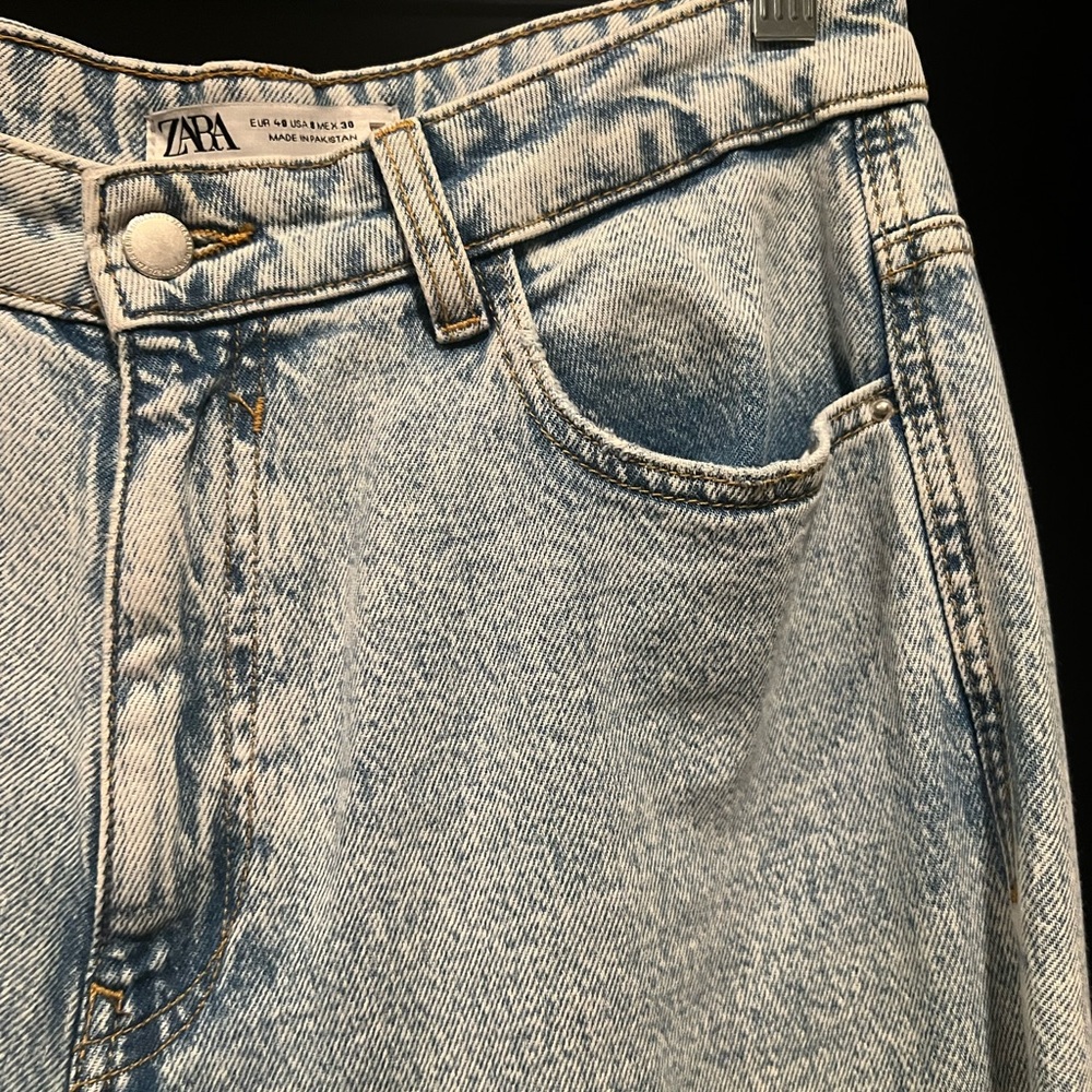 Zara Faded Blue Denim Jeans